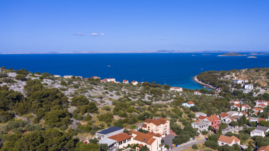 DJI_0819.jpg